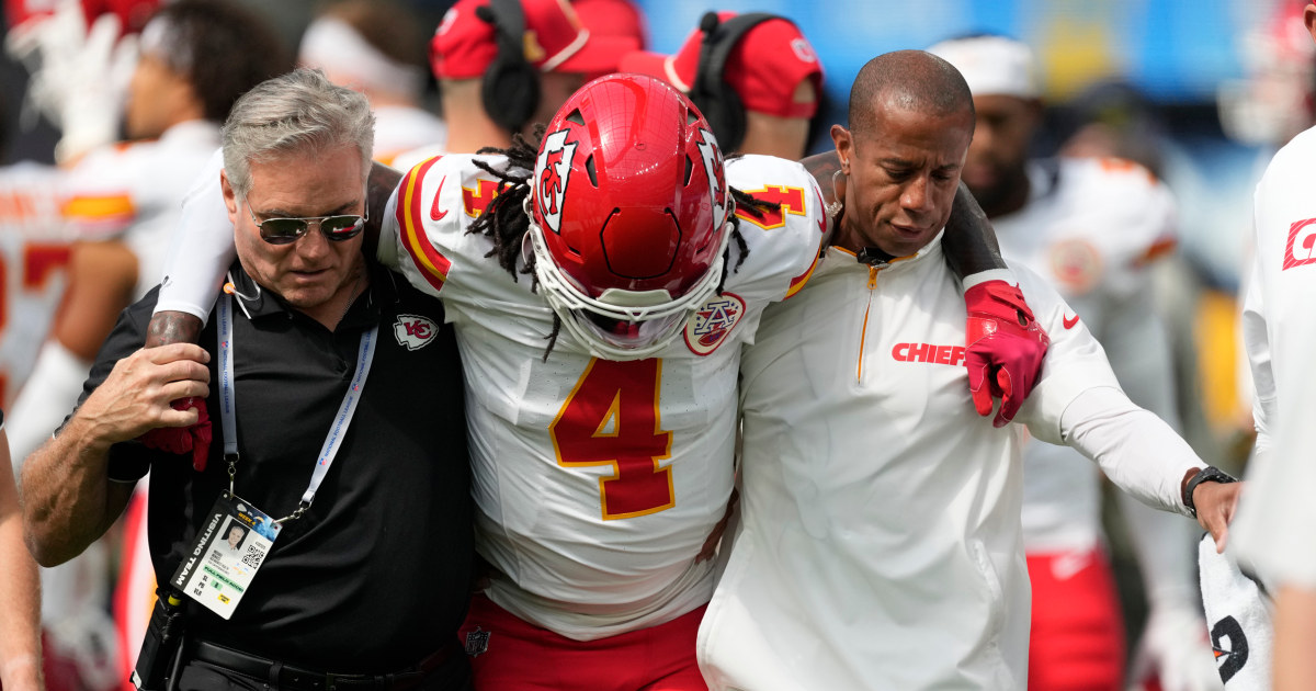 Chiefs WR Rashee Rice carted off field after hit to knee