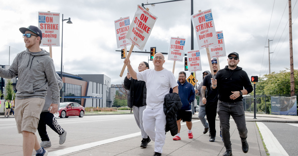 Boeing starts furloughing tens of thousands of employees amid machinist strike