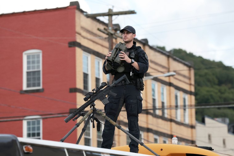 Image: Republican Presidential Candidate Donald Trump Campaigns In Pennsylvania security secret service protection