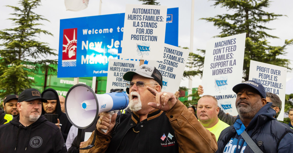 Port strikes put Democrats in a bind just weeks ahead of Election Day