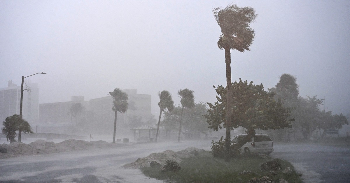 Monster storm slams into Florida; deaths confirmed