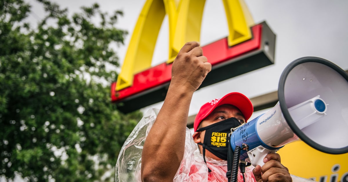 McDonald’s campaign event highlights Trump-Harris battle for low-wage workers