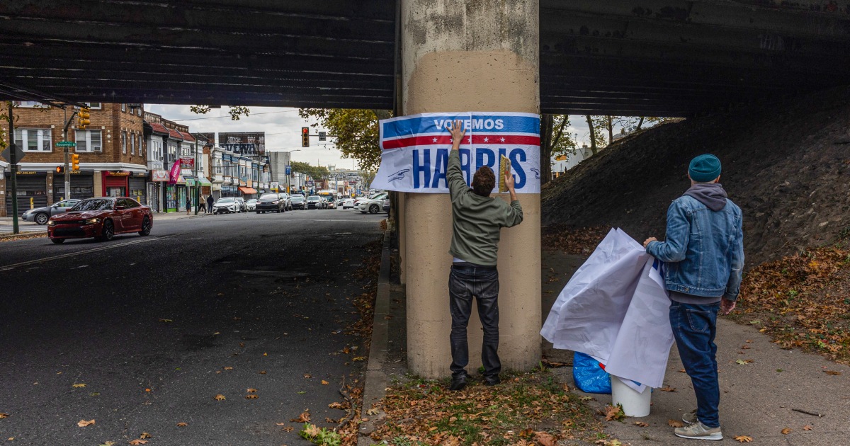 In the critical suburbs of Philly, Harris volunteers hunt for winnable Republicans