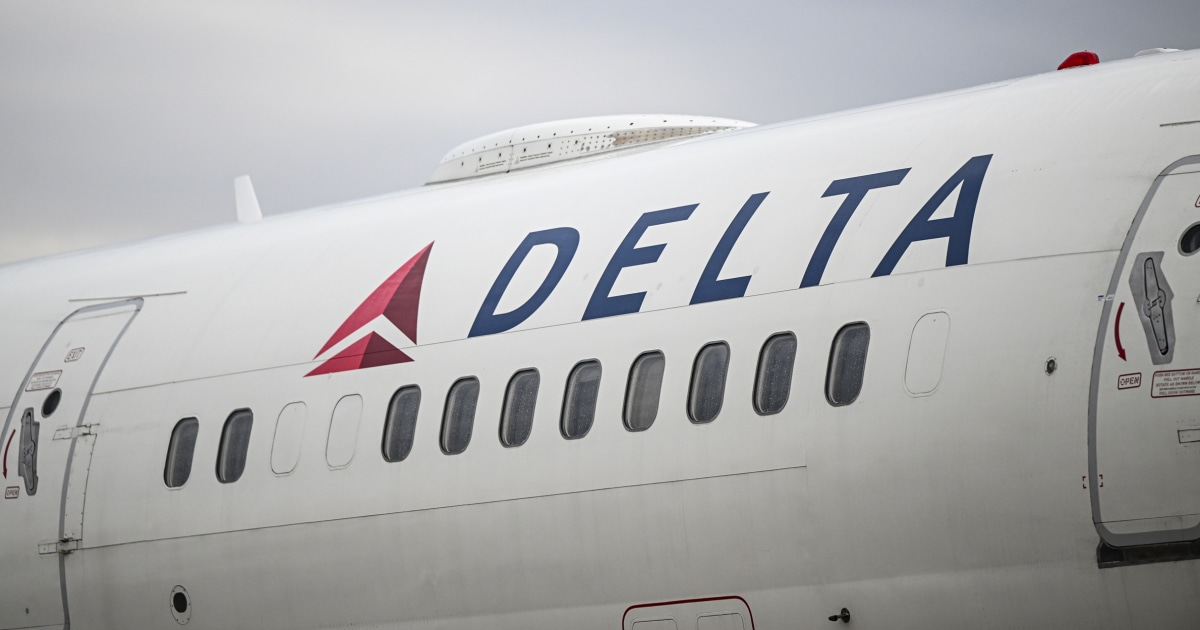 Delta pauses hot meal service on dozens of Detroit flights citing ‘food safety issue’ at caterer