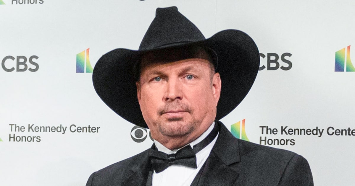 Garth Brooks names his rape accuser and says he’s ‘victim of a shakedown’