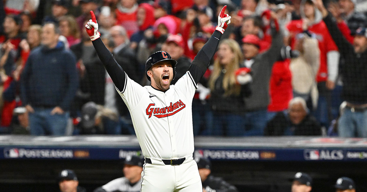 Guardians stun Yankees on walk-off home run in extra innings to stay alive in ALCS