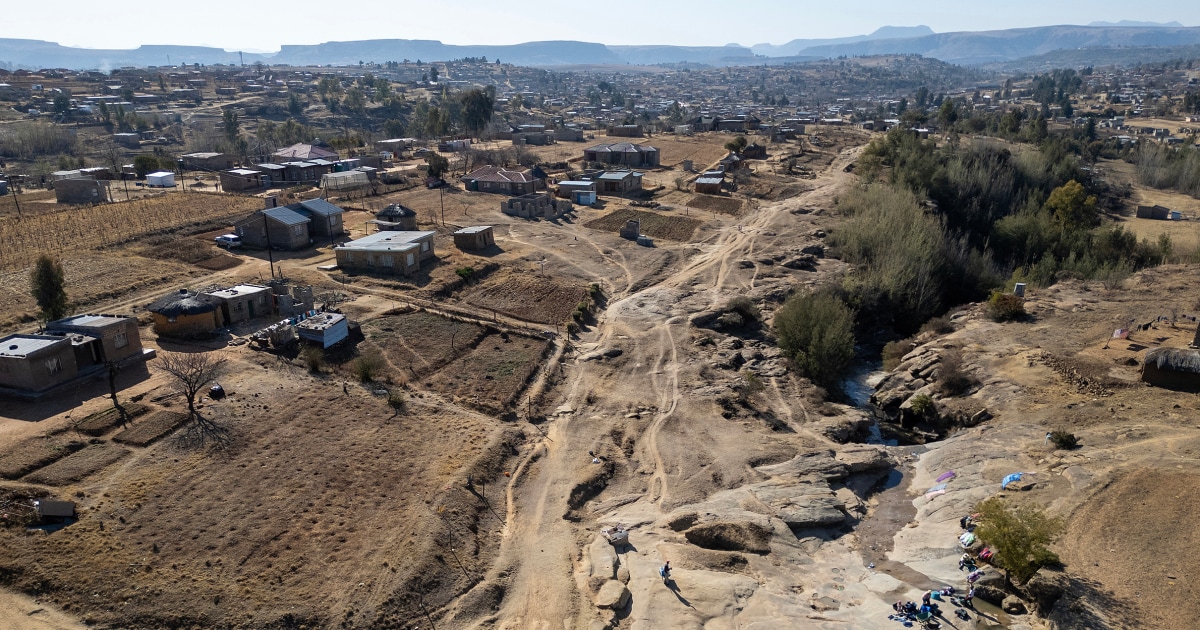 Half of all global food threatened by growing water crisis, report says