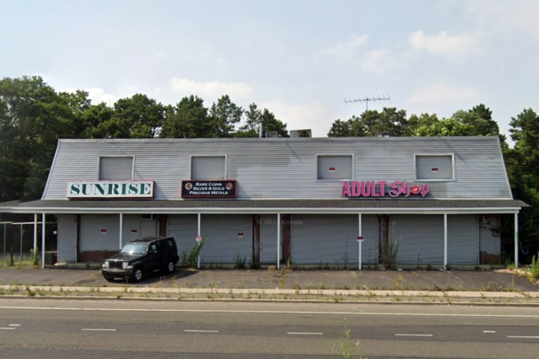 Location of brothels that were run and managed by George Trimigliozzi and  Steven Arey in Holbrook, N.Y.