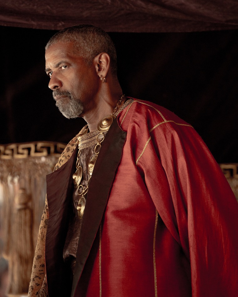 Denzel Washington as Macrinus in  a scene from "Gladiator II"